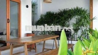 Cho Thuê Căn Vila Cách Biển 50m Vĩnh Hoà Nha Trang Full Nội Thất Đẹp