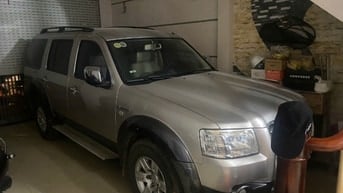 Bán xe Ford Everest 12/2008, màu bạc, đăng ký 12/2008, máy dầu