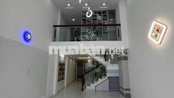 Cho thuê nhà mới xây 100% - 3 Lầu - Tặng Luôn 4 Máy Lạnh Có Sẵn