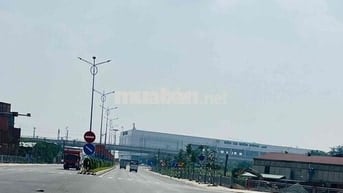 MẶT TIỀN ĐƯỜNG THỐNG NHẤT BBKD GẦN BẾN XE MIỀN ĐÔNG MỚI GA METRO SUỐI