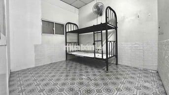 Phòng máy lạnh Đinh Bộ Lĩnh p26 Bình Thạnh gần BX miền đông