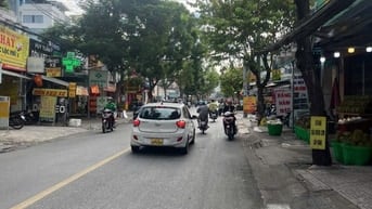 Nhà MT kinh doanh Đ. Tỉnh Lô 10, 5,7x28m cấp 4 giá 26 triệu/tháng