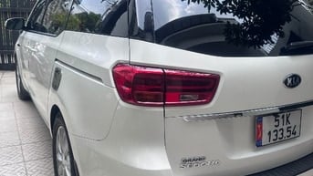 Bán xe KIA SEDONA may dầu đình ít đi, ,bản full premeum.