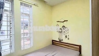 Căn Hộ 2PN Cửa Sổ Lớn - 2 Giường, Máy Giặt Riêng - Phan Xích Long