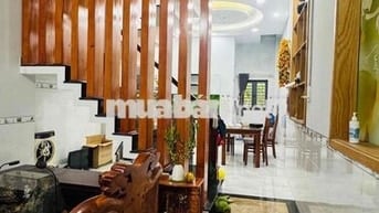 Nhà 3 Lầu 4PN NGAY CHỢ MINH PHÁT TX22 GIÁ 8,5 TRIỆU