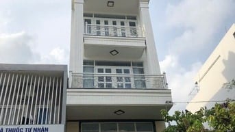 Bán nhà mặt tiền đường 79, phường Tân Quy, Quận 7, DT 4x20m, 5 tầng