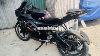 Yamaha R15v2 Đen Thể thao