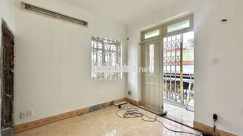 STUDIO BAN CÔNG NEW THOÁNG QUANG TRUNG HẠNH THÔNG TÂY TIỆN