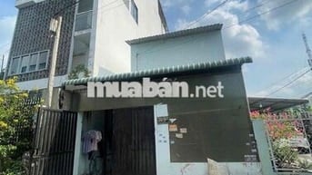 TÔI CHÍNH CHỦ CẦN BÁN GẤP CĂN NHÀ THỊ TRẤN HÓC MÔN CÓ SẲN 3 PHÒNG TRỌ