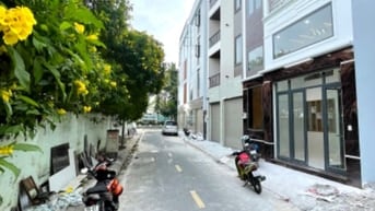 Khu vip 1014 TKTQ kinh doanh mua bán, trường học trước cửa nhaà