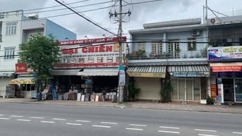 Bán nhà mặt tiền kinh doanh Tô Ký 20x40m, Hóc Môn vị trí đẹp