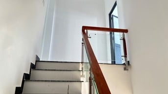 Cần bán nhà 1 trệt-1 lầu phong cách hiện đại. Ấp 5 Phước Vân-cần đước