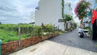 Bán gấp lô đất hẻm xe hơi đường 12 Trường Thọ.DT 88.4m2 SHR, giá 6.4tỷ