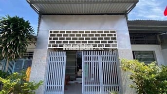 Chính chủ cần bán gấp căn nhà đường Hưng Nhơn - Giá 830tr - SHR