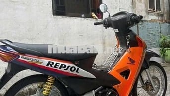 Xe Wawe A mới sơn áo REPSOL