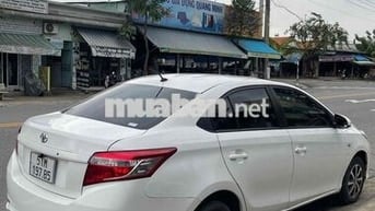 cần bán Toyota Vios 2015 số sàn đang sử dụng