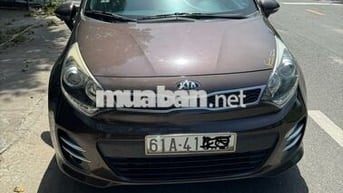 KIA Rio 2015 Hatchback Nâu