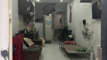 Nhà đẹp 2 PHÒNG NGỦ Nguyễn CẢNH CHÂN. Có sân thượng 