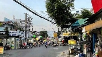 Bán nhà mặt tiền chợ bình chánh