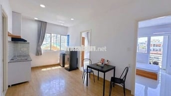 CĂN HỘ CAO CẤP 2 PHÒNG NGỦ  ĐẦY ĐỦ TIỆN NGHI NGAY SÂN BAY TÂN SƠN NHẤT