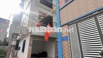 Cho thuê nhà ở 5tầng có thang máy 35m2 ngõ 199 Liên Mạc