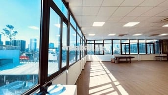 Chính chủ cần cho thuê văn phòng mặt phố Hoàng Cầu 160m2