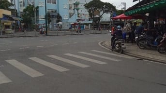 Cần tiền sang nhượng Biệt thự MT kinh doanh Đ/c:496  Dương Quãng Hàm