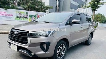 Toyota Innova 2021 E 2.0 MT - màu Đồng