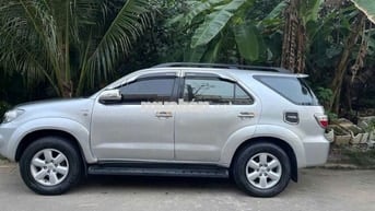 2010 2.5G - 198000 km