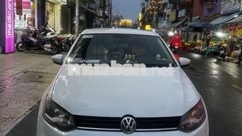 Volkswagen Polo Trắng 5 chỗ