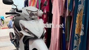 xe đẹp máy êm mưa ban tai nha