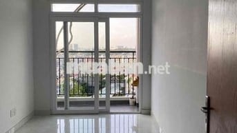 Căn hộ 2PN có ban công, cc Felisa Riverside, gần trung tâm