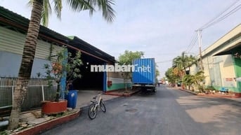 Cho Thuê kho Quận 7 Đường Nguyễn Văn Qùy DT 300m sạch đẹp.