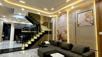 BÁN NHÀ 3 TẦNG HIỆN ĐẠI ĐƯỜNG NGUYỄN QUANG LÂM,HOÀ XUÂN,ĐÀ NẴNG