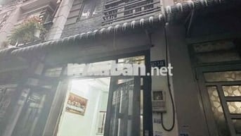 nhà 2 lầu đồng sở hữu mặt tiền vào 20 mét. hẻm 3 m rộng rãi thoải mái