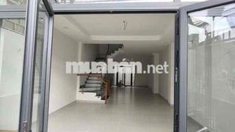 nhà mới xây dựng, 4 phòng ngủ đầu khu dân cư Lê Thành