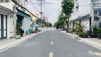 Cho Thuê khoán CCMN, P. Tân Kiểng ( 10phòng, 10wc ) nở hậu 7m