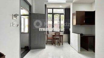 Căn Hộ Studio - 25m2 - Full Nội Thất - Thang Máy- Khu Sân Bay