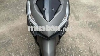 Vario 150 2016 mẫu cũ màu vàng cát.
