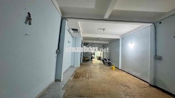 Cho thuê mặt bằng ngang 6m dài 25