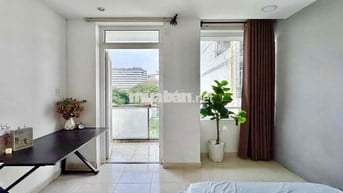 Chính chủ nhà full nội thất 2PN tách bếp ban công lớn ngay Sân Bay TSN