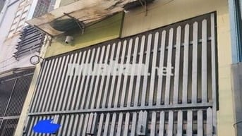 💫Cần Bán nhà 1trệt 1lầu 2pn 2wc 1bếp DT 4X11 Sổ hoàn công