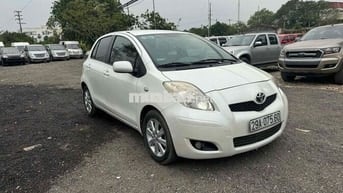Toyota Yaris 2010 Trắng