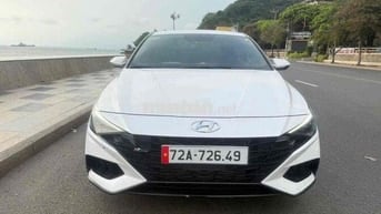 Bán nhanh Hyubdai Elantra 1.6 Tb Nline model 2024