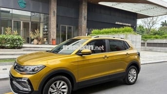 Volkswagen T-Cross Vàng 5 chỗ