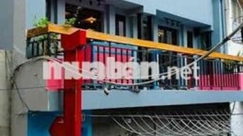 🌟 Nhà  Đông Du Q1 – 8x10m, Trệt 2 Lầu, Giá Thuê Chỉ 70Tr/Tháng 🌟