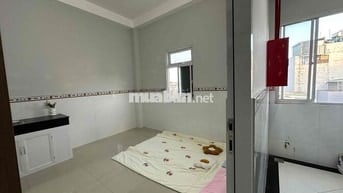 Studio Nguyễn Văn Lượng Máy lạnh+ tủ mới 3tr3-3tr5-3tr6