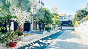 Nhà Đẹp - Khu Village Cao Cấp Cư Xá Tự Do - Q.Tân Bình