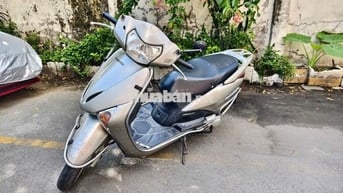 Honda Lead 2011 Fi màu Bạc