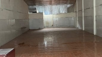 Cho Thuê Kho 6x22 Trống Suốt Có 1PN Cuối Kho
